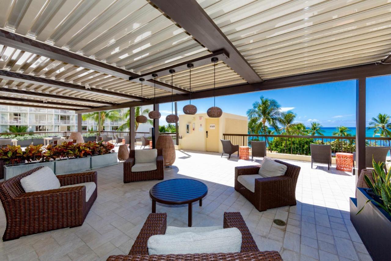 Ocean Front Spectacular *
